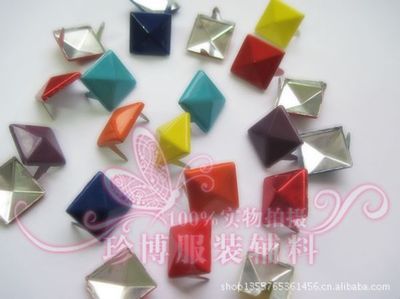 彩色爪釘批發 廠家直銷，品質保證，點亮時尚設計